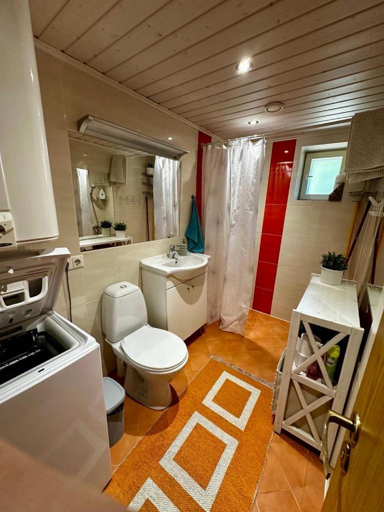 Tolli Apartment Kuressaare Exteriör bild